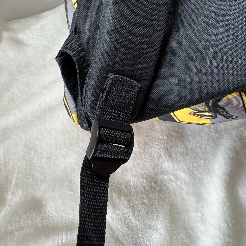 Harry Potter Hogwarts House Crests All Over Print Casual School Backpack